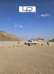 Jeepsafari Spezial von Hurghada – Entdecken Sie das Beduinendorf Om Dalfa photo